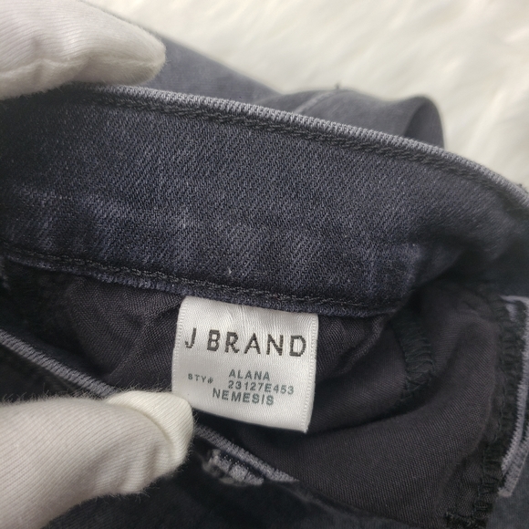 SOLD J Brand NWT Alana High-rise Cropped Jeans - Picture 6 of 12